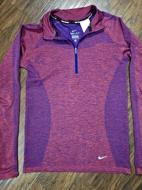Nike Dri-FIT Long Sleeve Half-Zip Top in Red/Blue